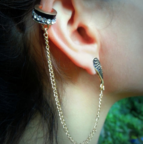 'Winging It' No-Piercing Cuff Ear Candy - Gold Tone